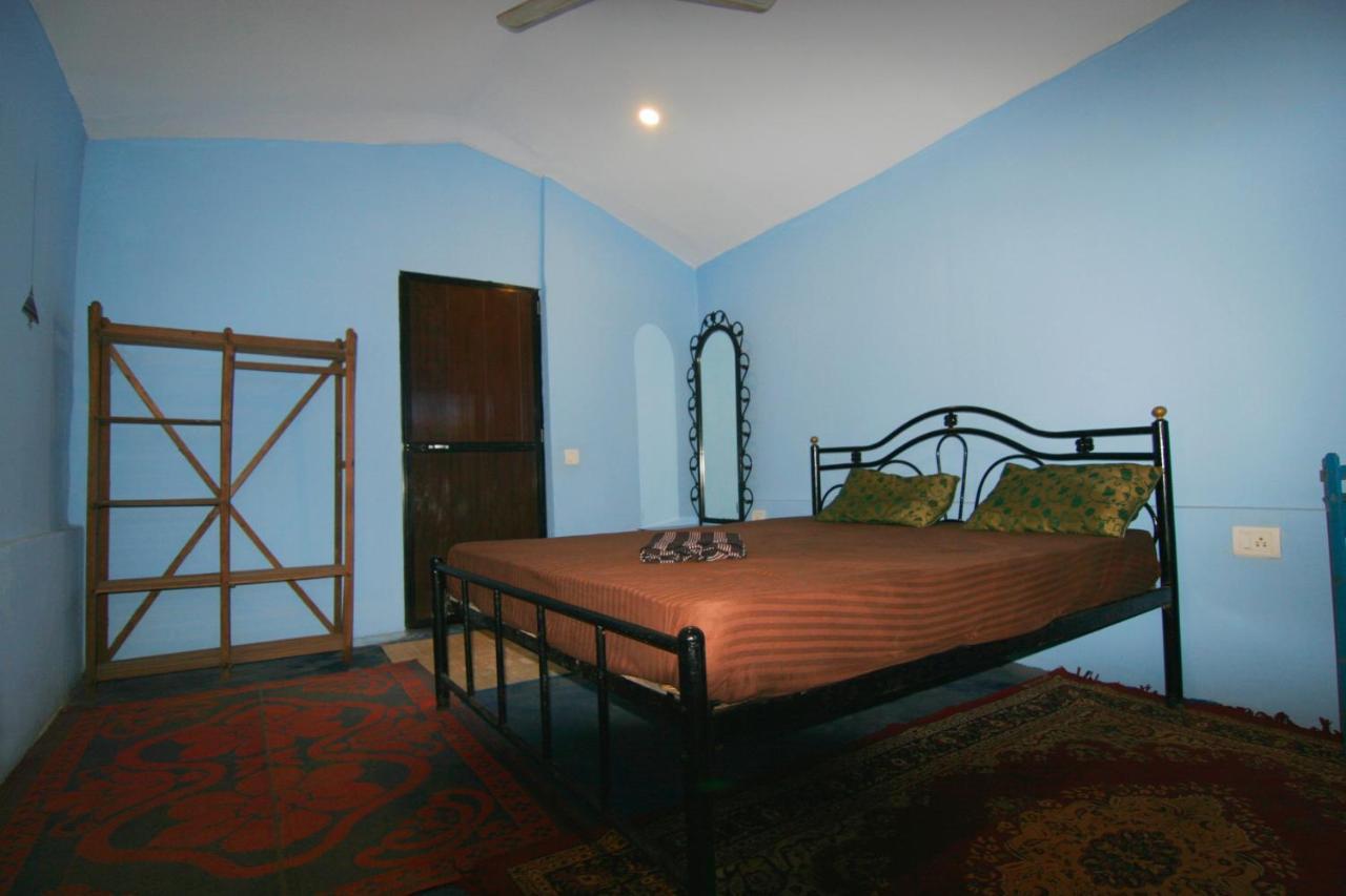 Rudra Holidays Guest House Арамбол Екстериор снимка