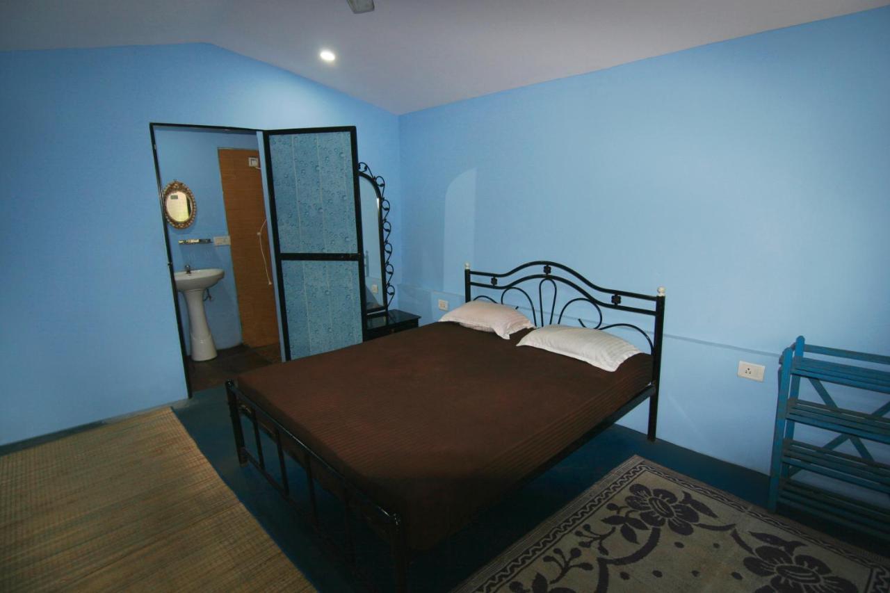 Rudra Holidays Guest House Арамбол Екстериор снимка
