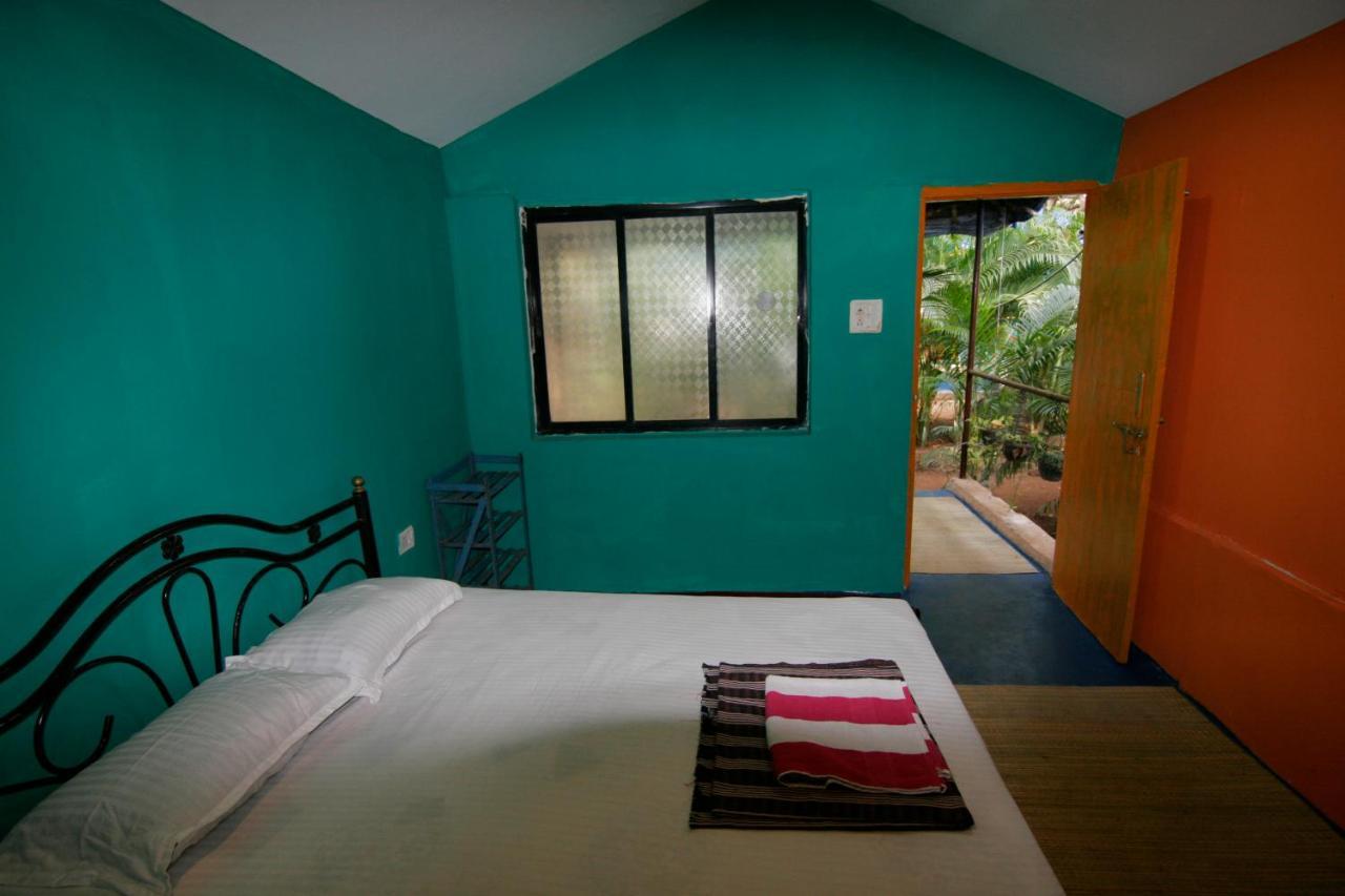 Rudra Holidays Guest House Арамбол Екстериор снимка