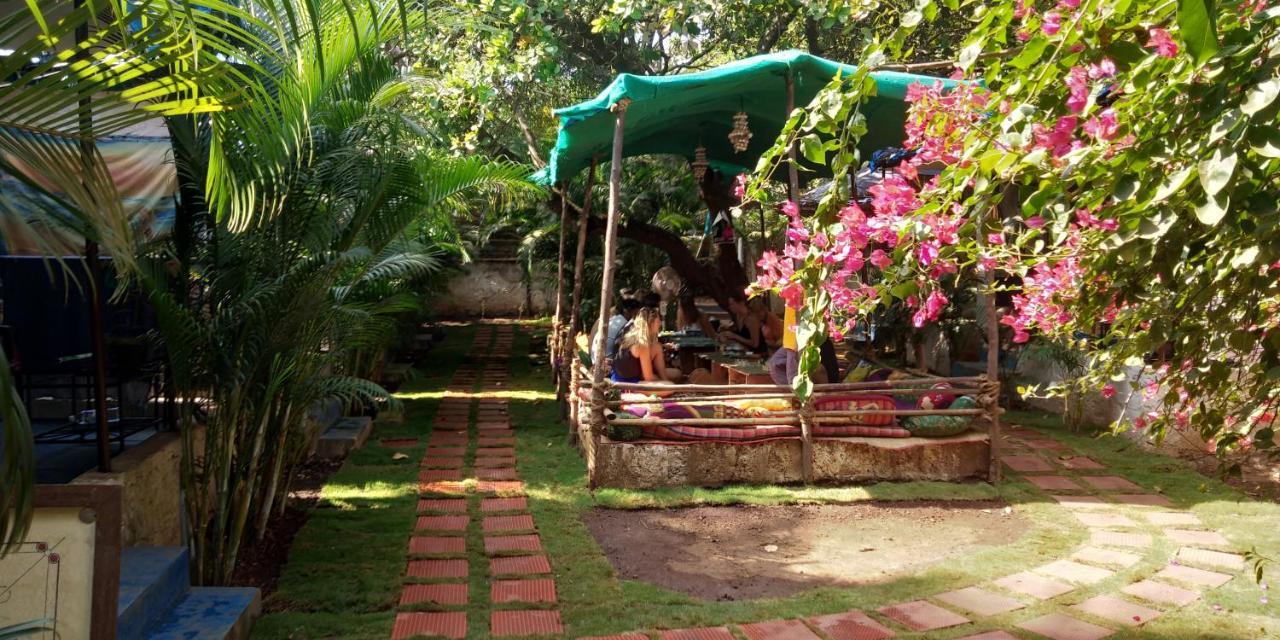 Rudra Holidays Guest House Арамбол Екстериор снимка